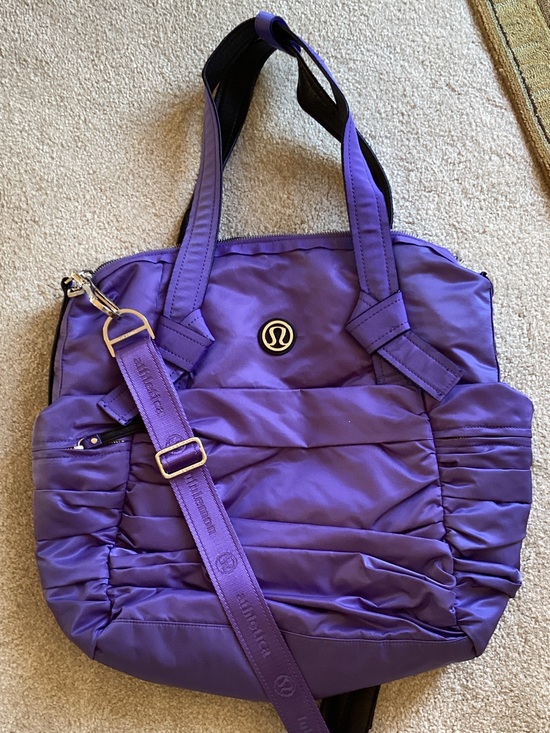 lululemon work out bag 20th Anniversary Small Reusable Tote Carryall Gym (B0858Y2GJ8) : Clothing, Shoes & Jewelry Taking multi Help choosing gym bag :